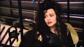 Harry Potter and the Deathly Hallows part 2 - Molly takes down Bellatrix