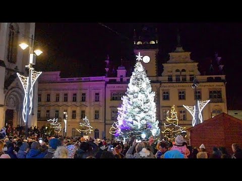 Video: Kde Byl Nainstalován Nejvyšší Vánoční Stromek?