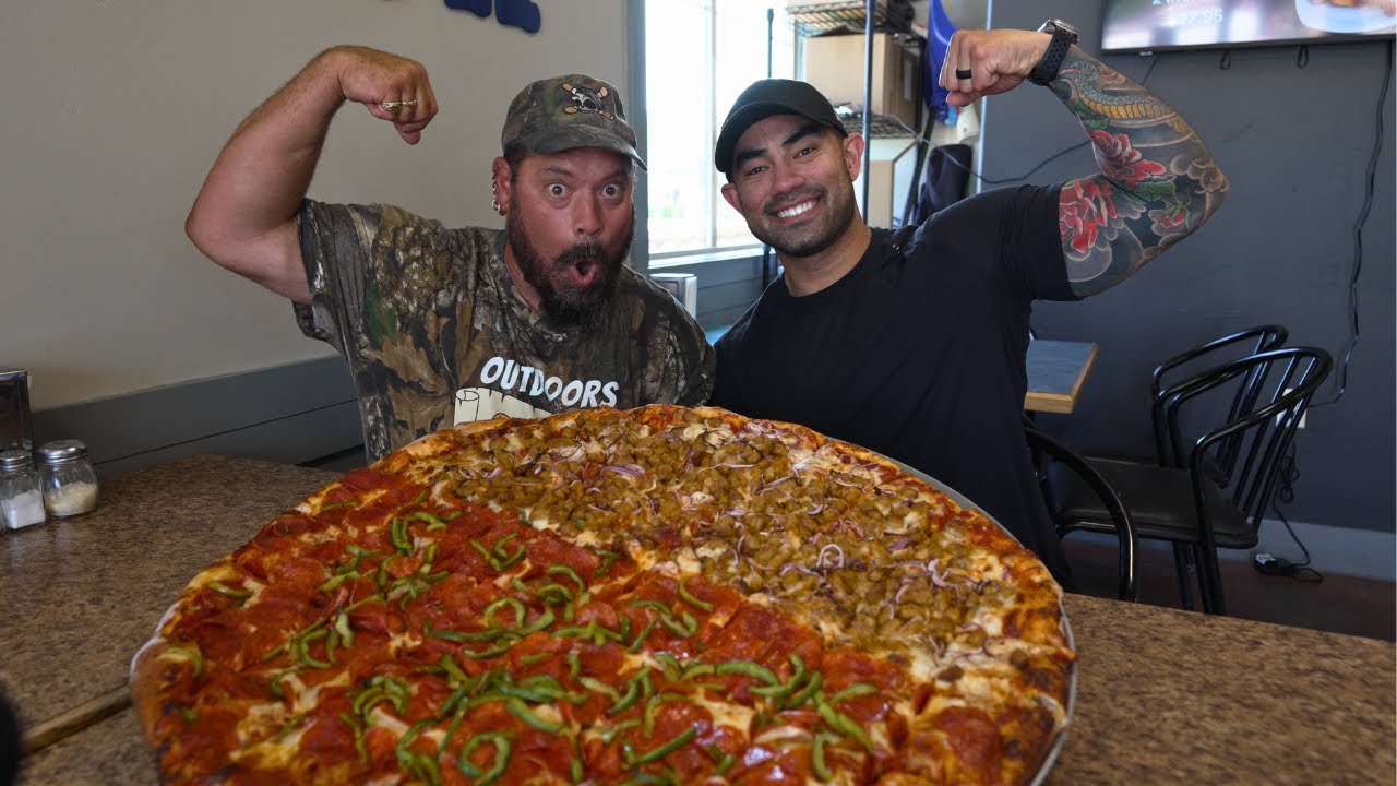 12lb Garbonzo's pizza with Nate Figeuroa - YouTube