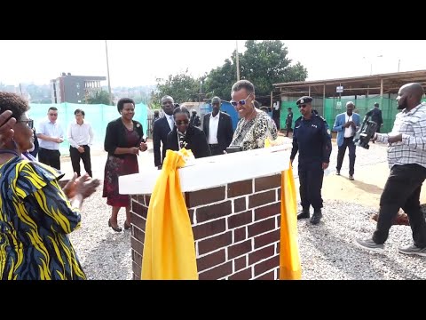 Agataliiko Minisita Museveni Atemye Evvunike Okuzimba Ekizimbe Ky Akakiiko K Amatendekero Agawaggulu