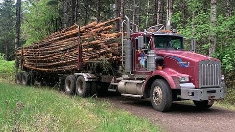 David Hull leaving the Ranch in his 1997 Kenworth