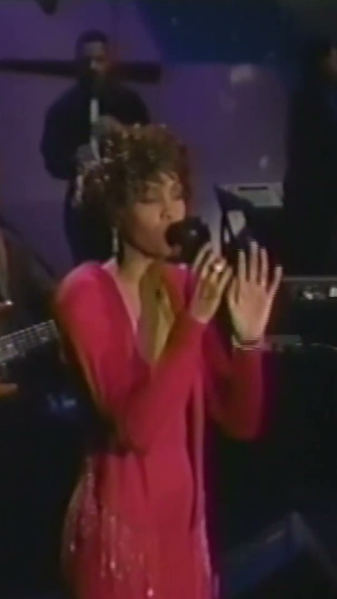 Whitney Houston Returns To No. 1 On A Billboard Chart' ?