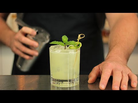 EASTSIDE Cocktail Recipe - Gin, Mint, Cucumber, ASMR? 😍