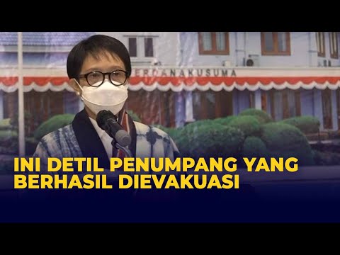 Video: Di Wilayah Penza, Petugas Polisi Dengan Khidmat Menyerahkan Paspor Warga Federasi Rusia Kepada Maria Chesnokova Yang Berusia 86 Tahun