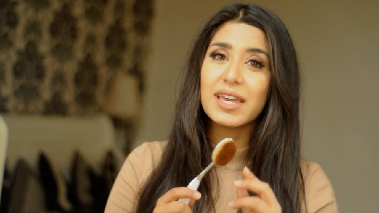 ARTIS Brush Review, Demo and Cleaning YouTube