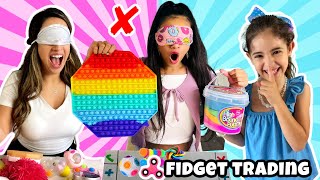 BLINDFOLDED FIDGET TOY TRADING CHALLENGE!!SHE SCAMMED US AGAIN!😱😡❌✅😂 screenshot 2