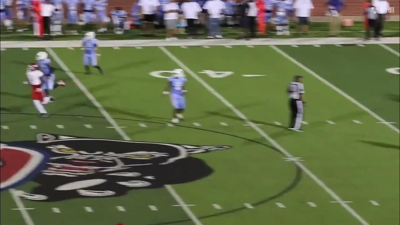 Top high school football receiver in Class of 2025, Dakorien Moore of