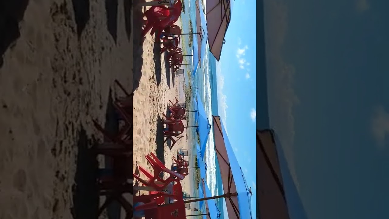 Praia de Stella Maris e suas piscinas naturais, Salvador- Bahia. 