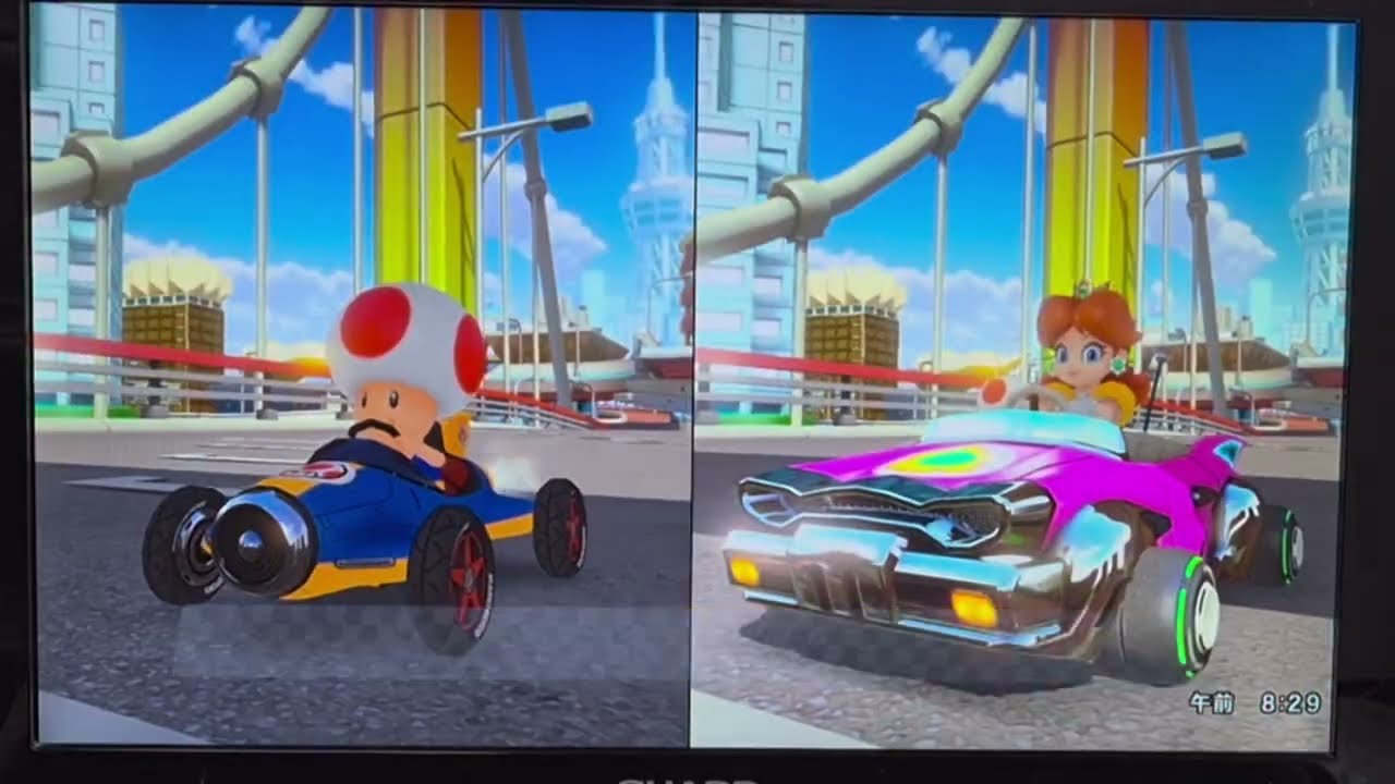 Mario Kart 8 Deluxe Daisy loses to Toad at Lucky Bell Cup 4 Courses. (150cc)