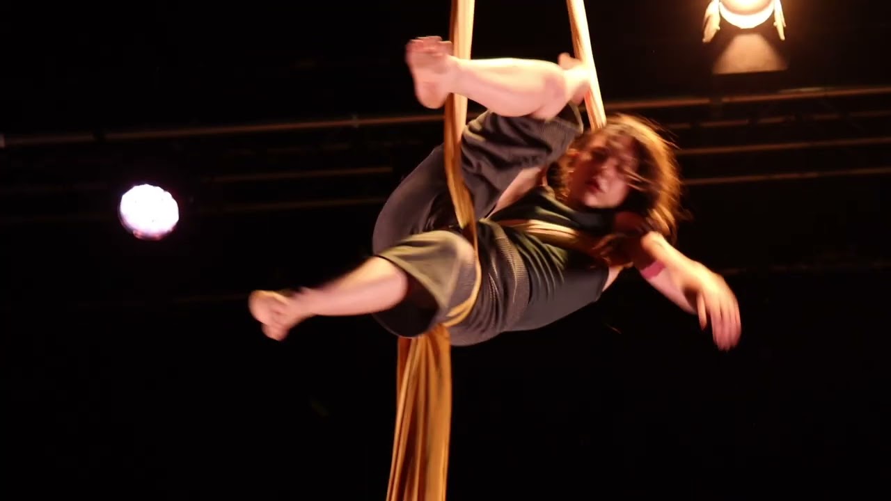 'DUST' Aerial Silks show by Hannah Scully with music by Louis Younge