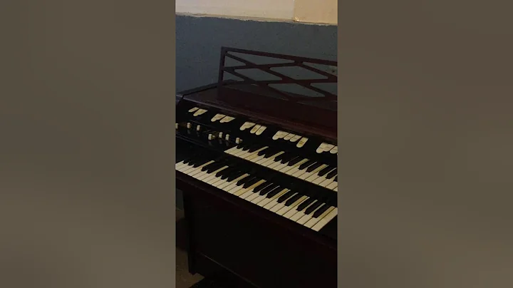 Hammond M100 video