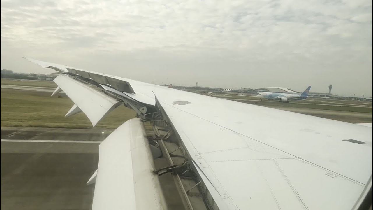 Overcast Approach & Landing into Guangzhou | China Southern Boeing 787-8 Dreamliner | Dec 2023