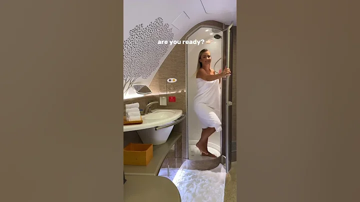Is this the best TRAVEL HACK ever? #emirates #emiratesairline #firstclass #dubai