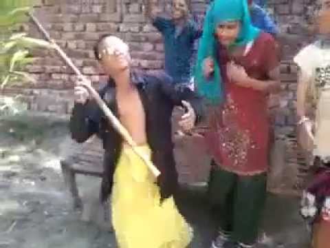 Mitran De Boot with desi club