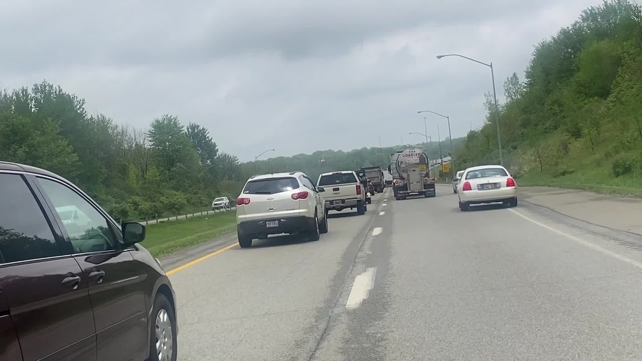 Car accident slows traffic on I-90 eastbound - YouTube