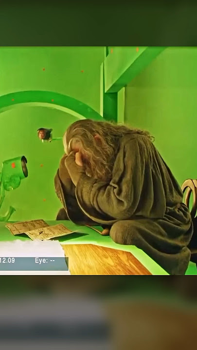 Ian McKellen BROKE DOWN and cried on the Hobbit set