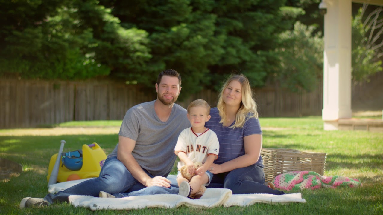 San Francisco Giants player Brandon Belt joins his family in