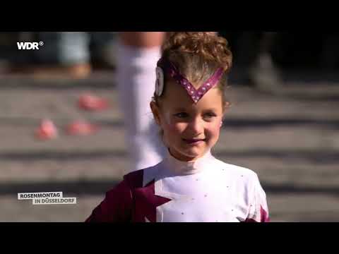 Rosenmontagszug in Düsseldorf 2025
