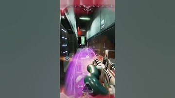 How do you lose that ? #apex #apexlegends #apexlegendsclips #apexclips