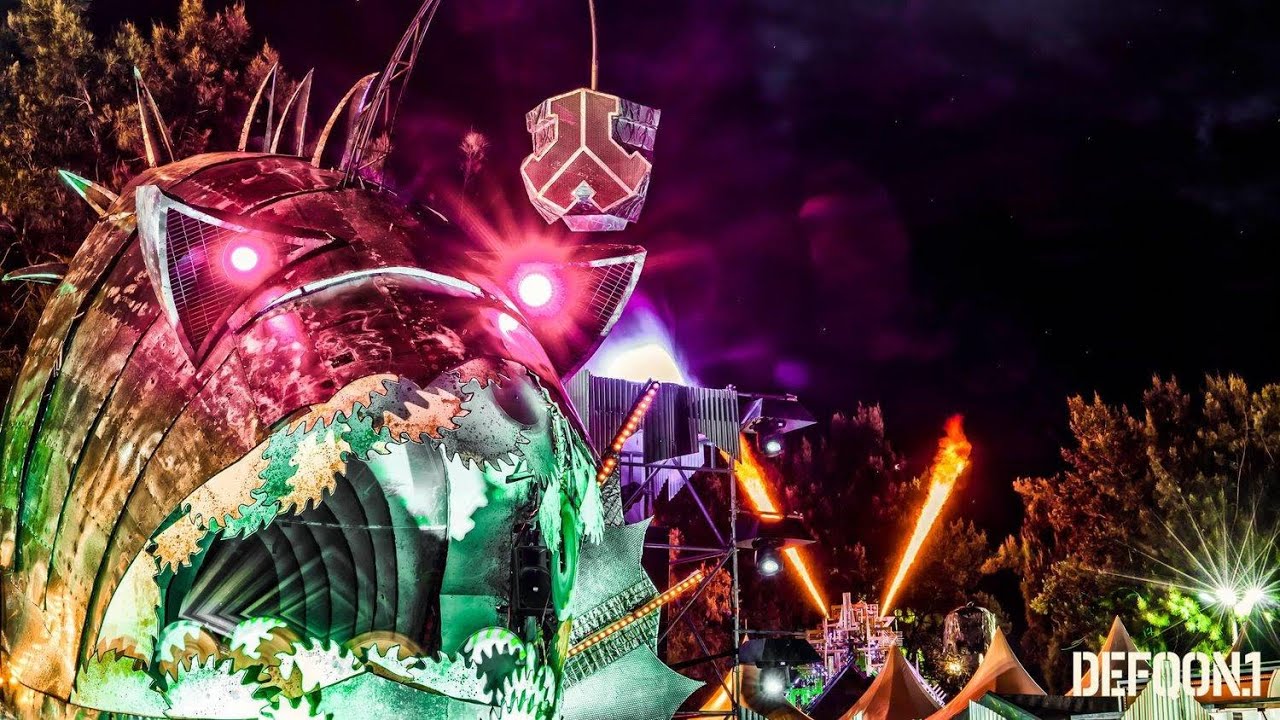 🔥 DEFQON 1 SYDNEY 2017: Fire, Fans & 25m Stage Titans