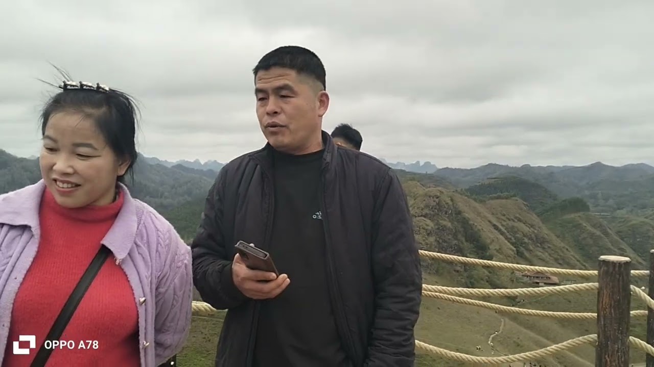 Hát Lượn - Hồng Thơm Và Tô Thuần & gặp nhau trên đồi cỏ cháy ba quáng hát đối đáp rất hay &