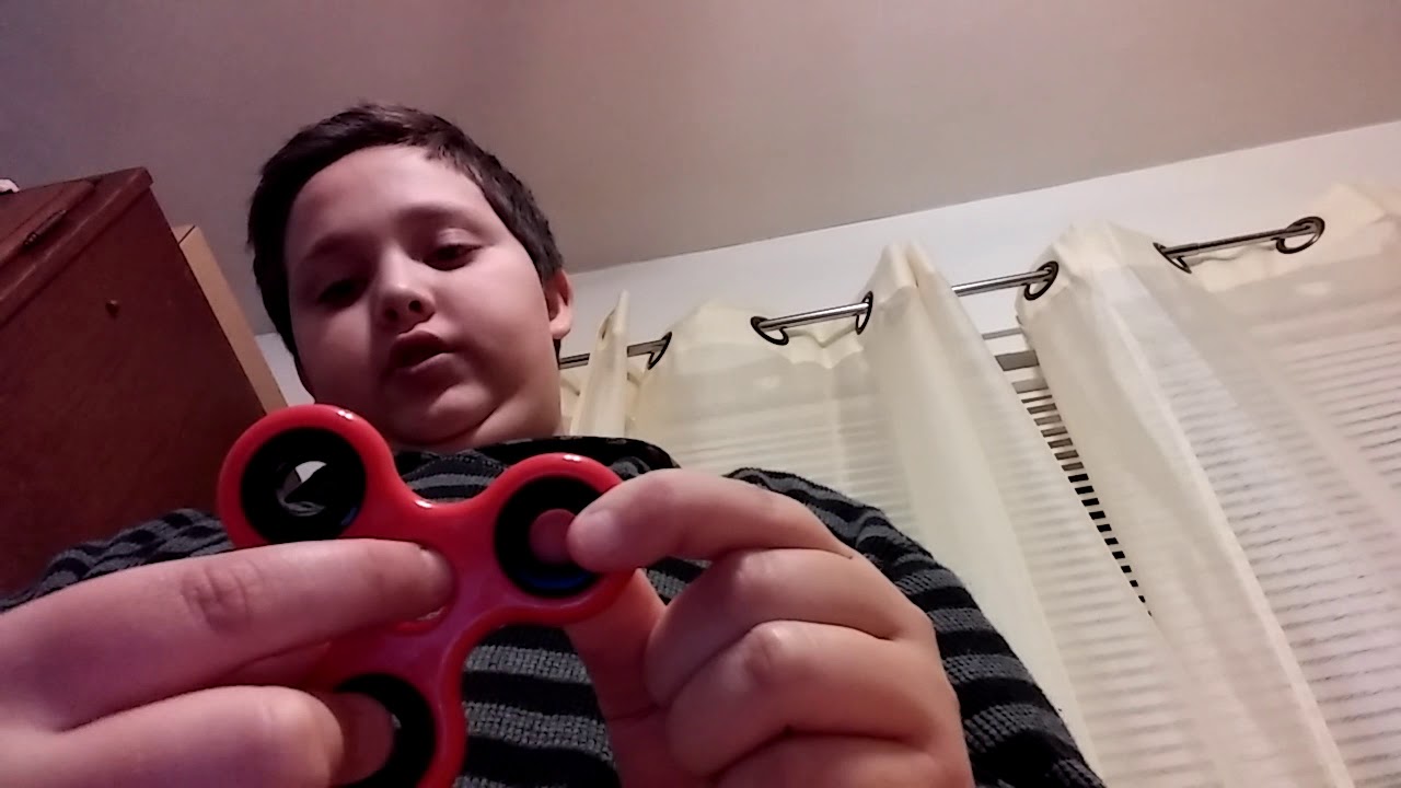 How to put a fidget spinner back together - YouTube