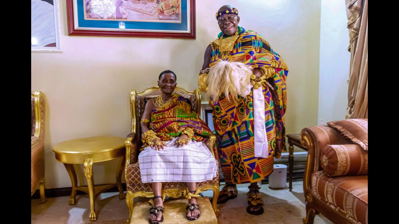 This Is How Asantehemaa Welcomed Asantehene Otumfuo Osei Tutu II From this-is-how-asantehemaa-welcomed-asantehene-otumfuo-osei-tutu-ii-from