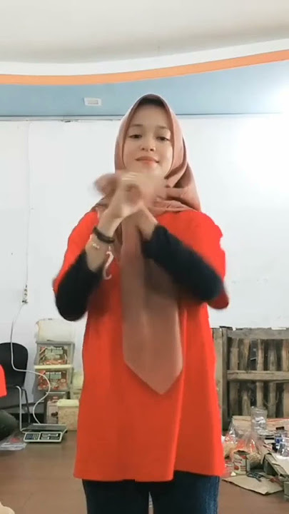 ADA ADA AJA 🤣🤣 #joget #jogettiktok #trend #psk #snack #jajan #nyemil #shortvideo #kuliner #fypシ