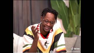 B People Are Dramatic Just To Say Look Theres A Lion Oh My God