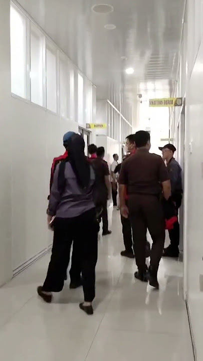 KEJARI PULANG PISAU GELEDAH RUANGAN SEKDA TERKAIT DANA HIBAH PESPARAWI