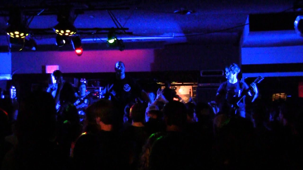 MISERY SIGNALS LIVE AT LEVEL NIGHT CLUB, KELOWNA YouTube