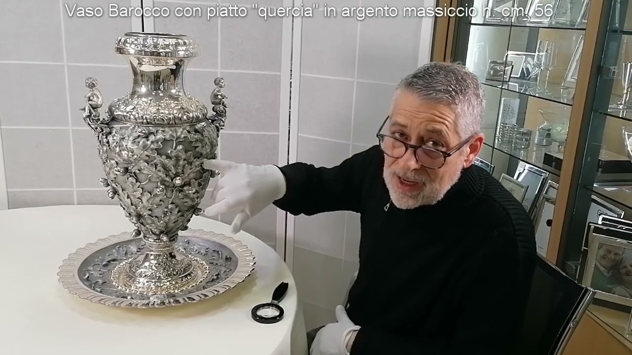 Raccontare un Capolavoro. Telling a masterpiece, Vaso Quercia  Oak Vase