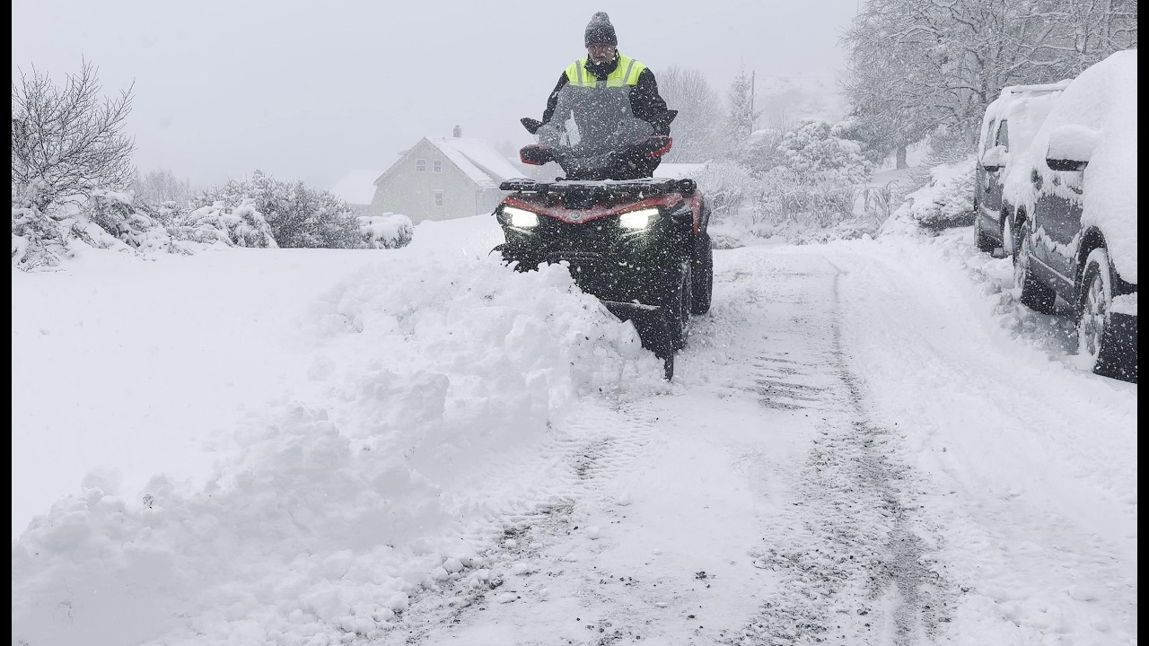 ATV Snow Plowing: CFMOTO CForce 520L in heavy wet snow, February 2026 in Norway