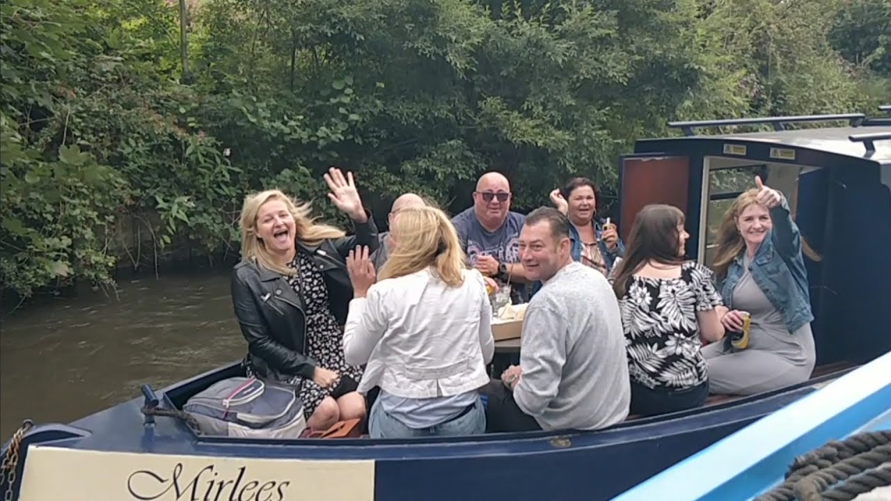 Narrowboat travels to the Wigan lock flight.. YouTube