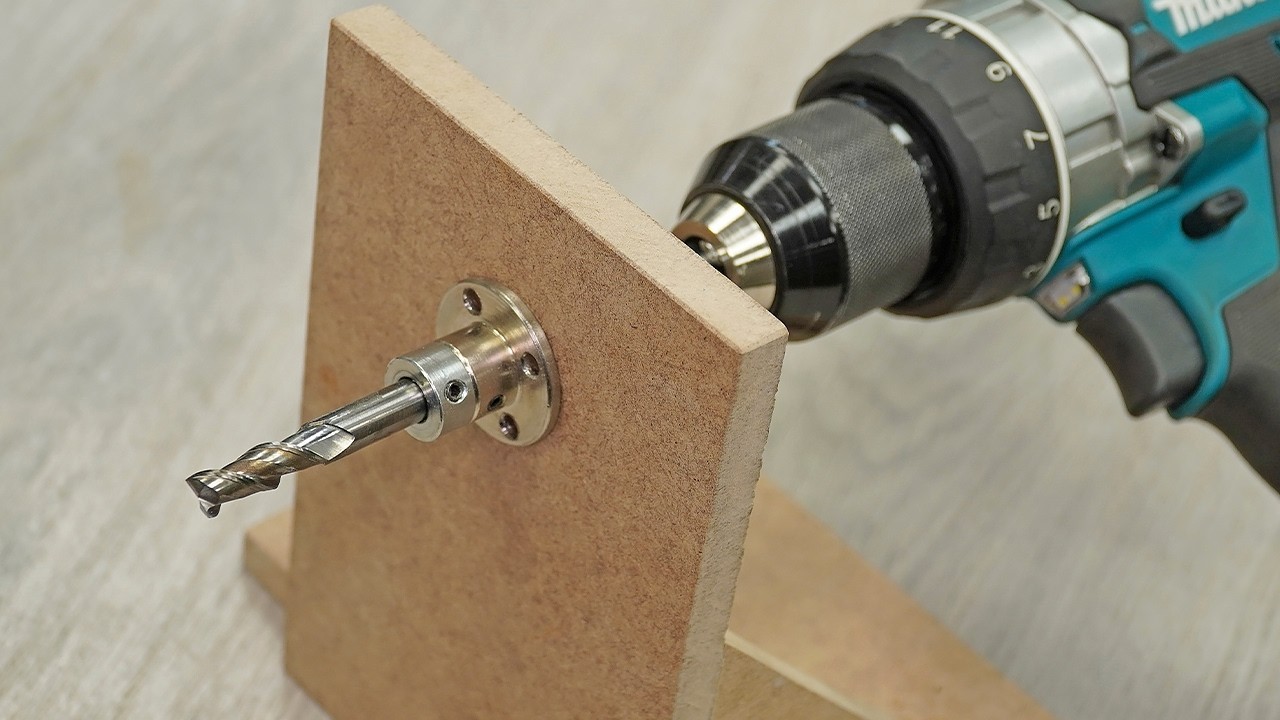 Действительно полезный инструмент для работы с деревом! #diy #деревообработка #woodworking