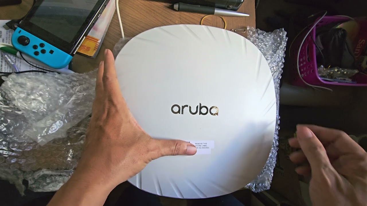 Unboxing Aruba AP 555 - Wifi 6 mật độ cao