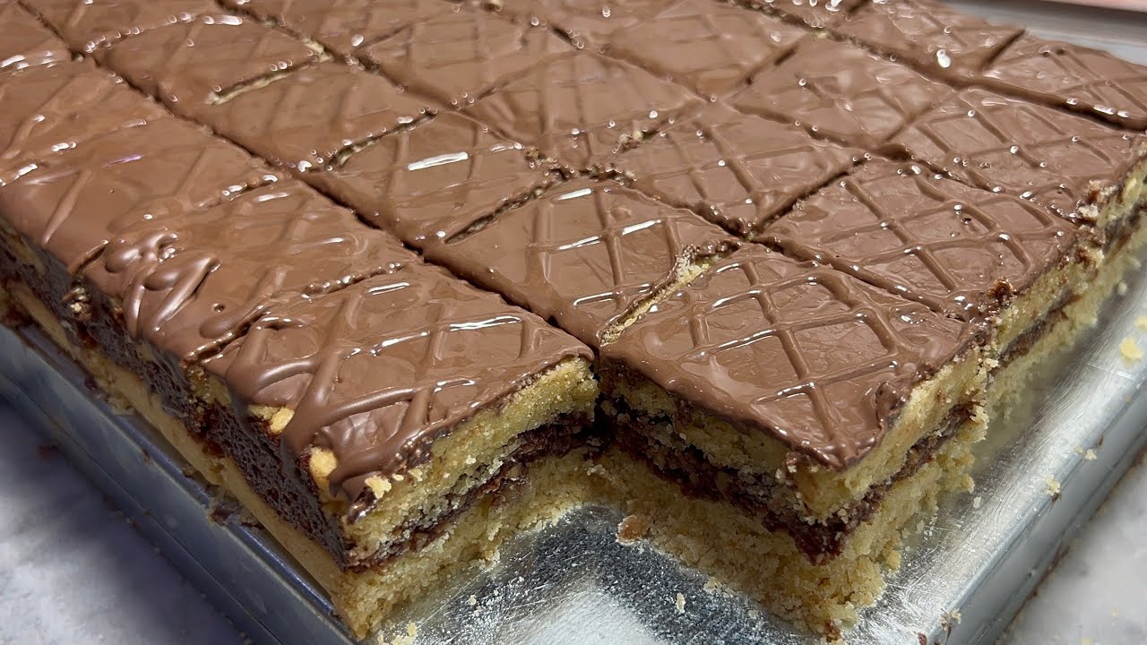 حلوة السنيوة‼️جديد عيد الأضحى نوضي حالا جربيها أكثر من 30حبة بحشو حصري تلقاوه غير عندي طري زبدة