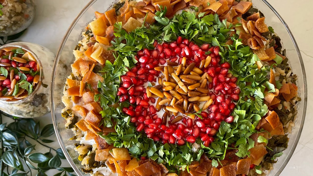 فتة الورق عنب طلعت خيااال طعمها بشهي القلب جرّبوها و ادعولي 😍