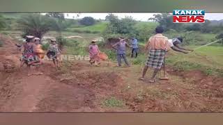 Administration Turns Blind, Villagers Unites To Construct Own Road In Koraput