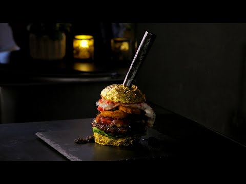 World's most expensive Burger 'the Golden Boy' presentation 28-6-2021 Duurste Hamburger ter wereld!