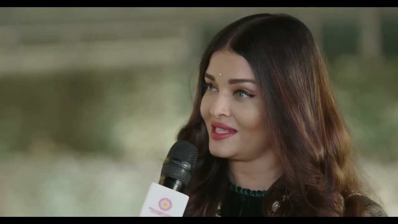 Aishwarya Rai Bachchan at Cannes 2023 (Day 1) | Red Carpet