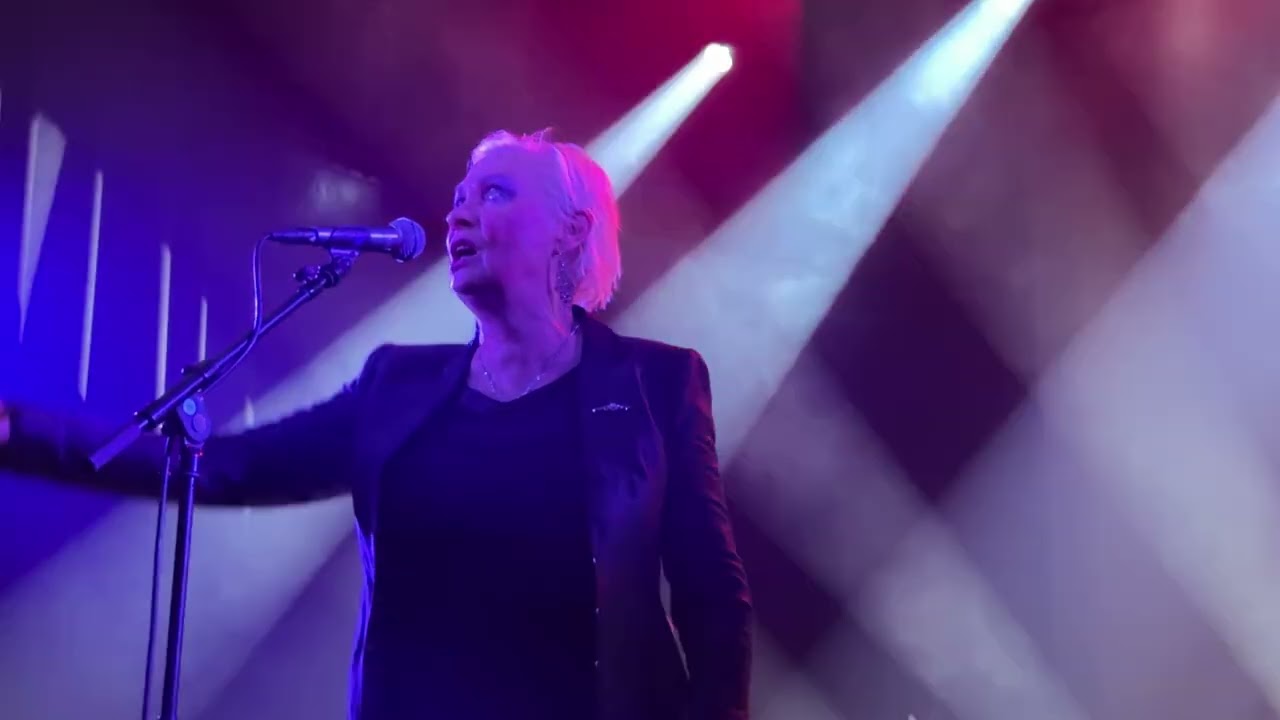 Anja Huwe @ Double Dare Fest Gent - Mondlicht 17/5/'25