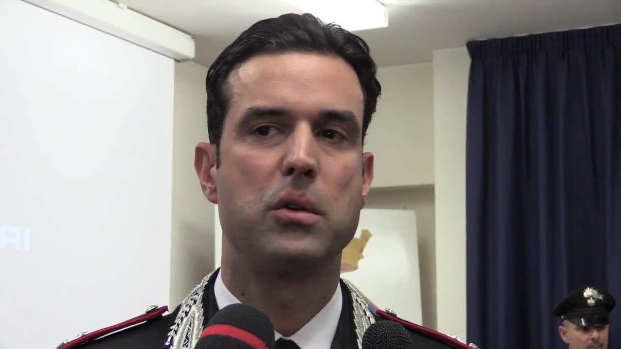 Finti carabinieri arrestati, truffe agli anziani per telefono. Una donna a capo