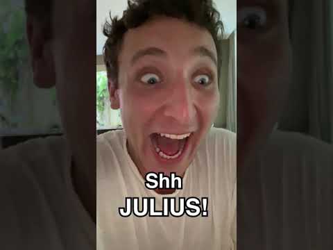 JULIUS DEIN - BATHROOM PRANK!!  - #Shorts - JULIUS DEIN - BATHROOM PRANK!!  - #Shorts