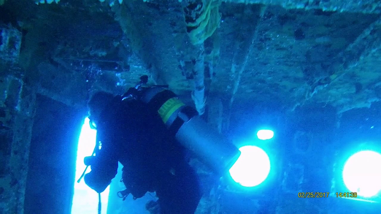 USS Kittiwake dive in Grand Cayman Island YouTube