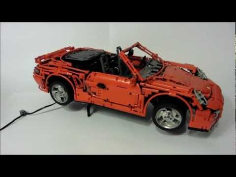 "He invertido cientos de horas de mi vida en diseñar coches de Lego"