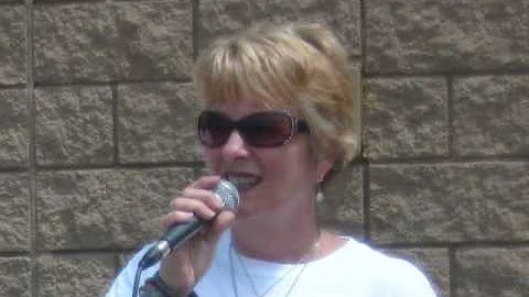 June Schwartz - I Ain't No Quitter (Shania Twain C...