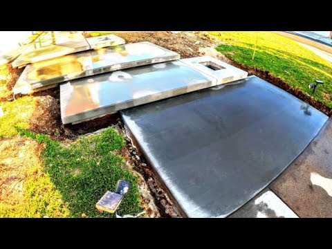 Concrete Floating Steps. Front Entryway. California