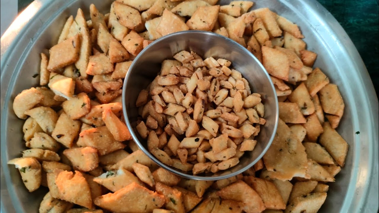 tasty tasty mathri Holi spesal radhe Krishna