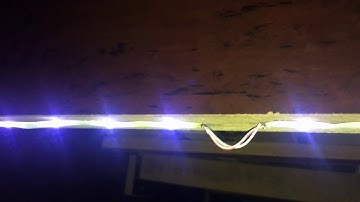 Automatic bed light with motion sensor (no programming)